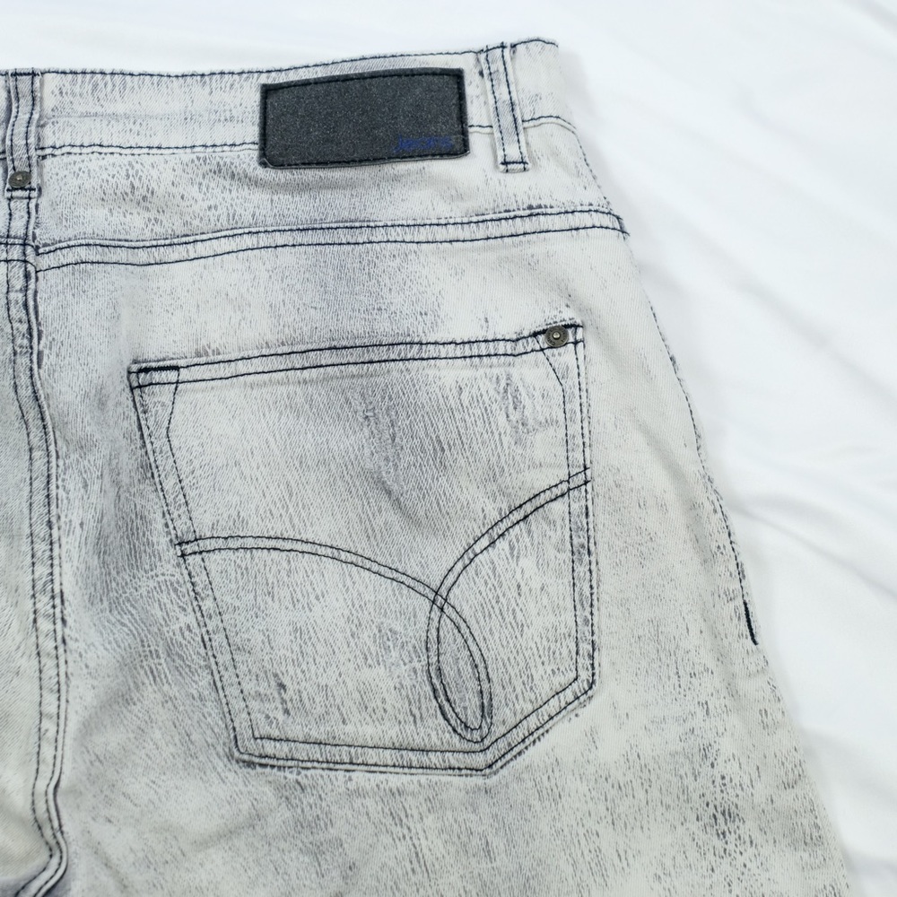 Calvin Klein Slim Straight Jeans